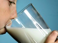 Влияние обезжиренного молока на возникновение проблем с лишним весом